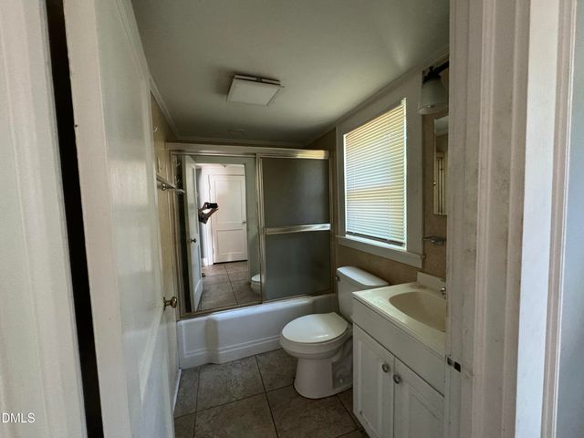 1728 Sharpe Road, Burlington, NC 27217