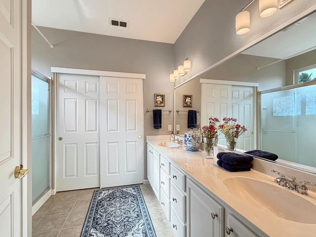 2123 Stonecrest Ln, Lincoln, CA 95648