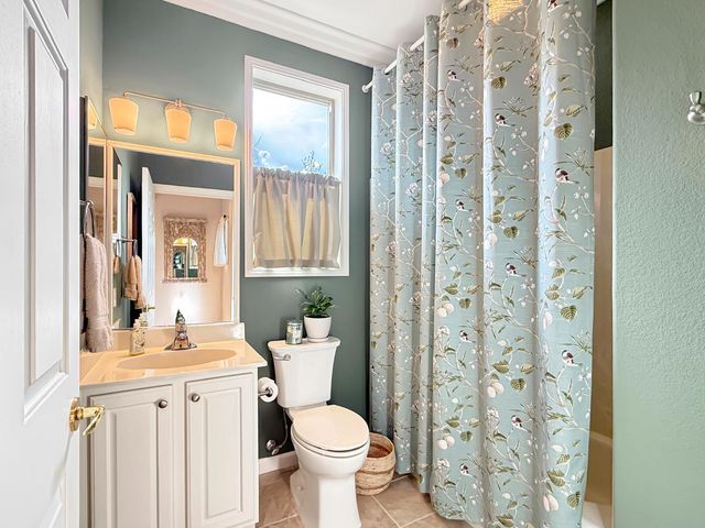 2123 Stonecrest Ln, Lincoln, CA 95648