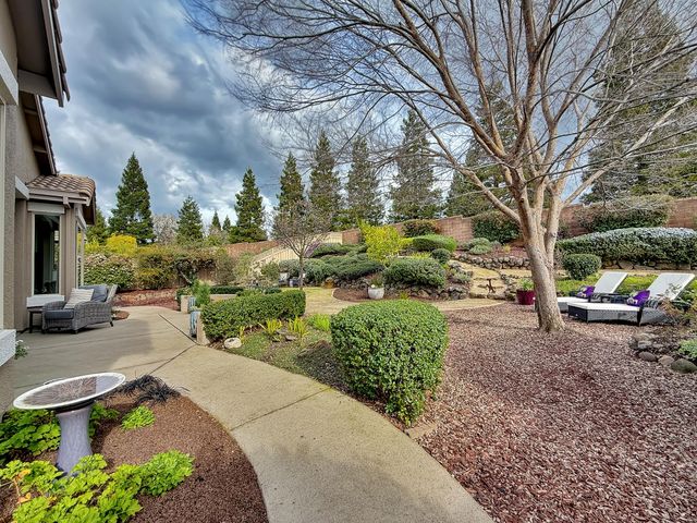 2123 Stonecrest Ln, Lincoln, CA 95648