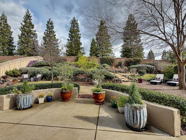 2123 Stonecrest Ln, Lincoln, CA 95648