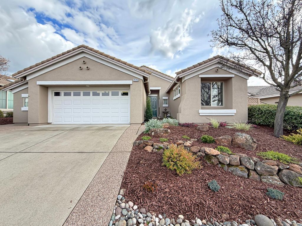 2123 Stonecrest Ln, Lincoln, CA 95648
