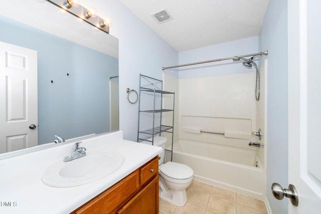 216 Climbing Ivy Court, Cary, NC 27511