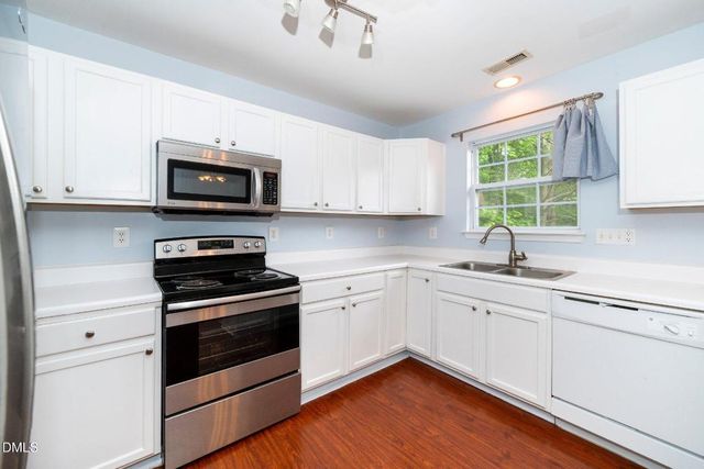 216 Climbing Ivy Court, Cary, NC 27511