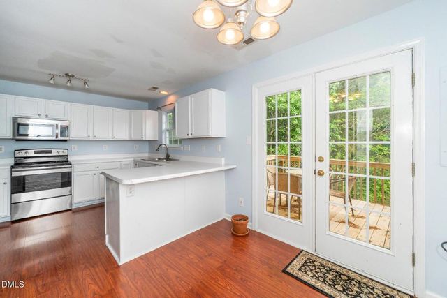 216 Climbing Ivy Court, Cary, NC 27511