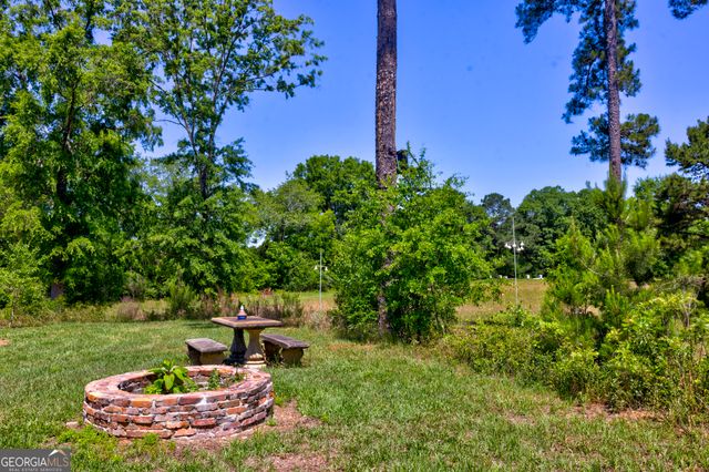 246 Melton Mill Road, Dawson, GA 39842