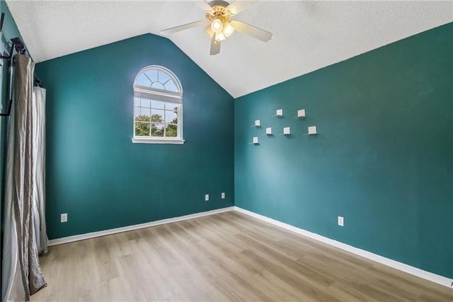 1347 SE Broadway Circle, Lee's Summit, MO 64081