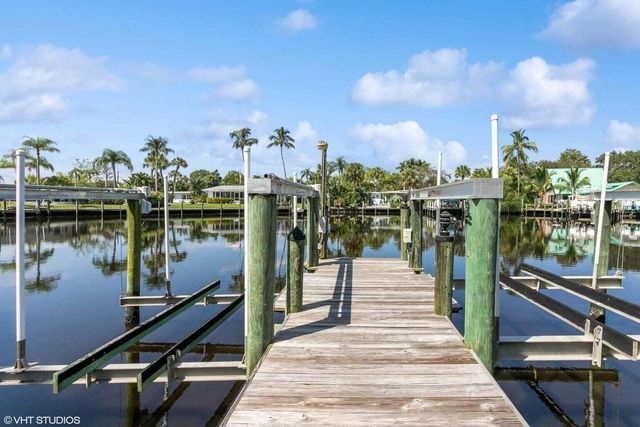 1282 SW Pelican Crescent, Palm City, FL 34990