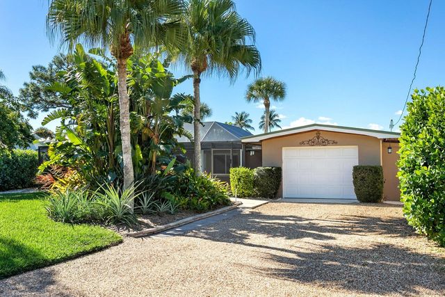 1282 SW Pelican Crescent, Palm City, FL 34990