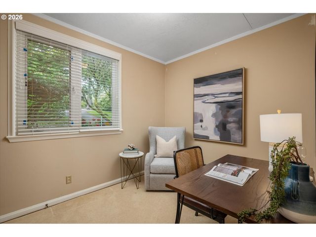 5040 Sw HILLTOP Ln, Portland, OR 97221
