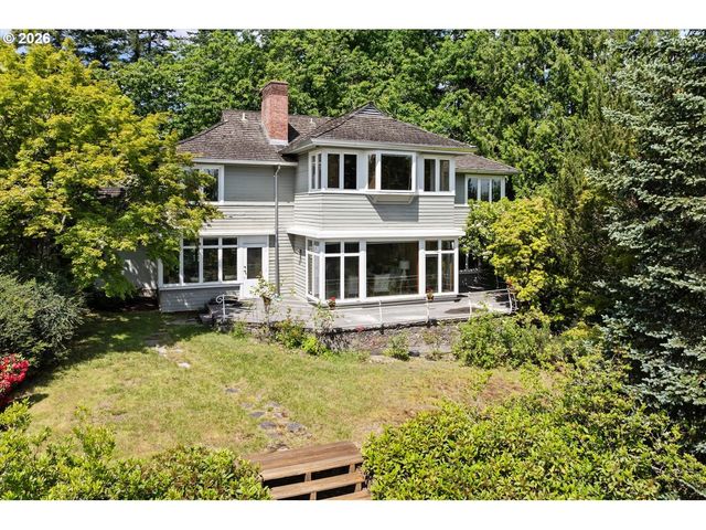5040 Sw HILLTOP Ln, Portland, OR 97221