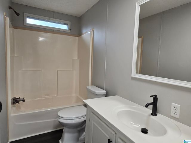 89 PINE TREE DRIVE, Locust Fork, AL 35097