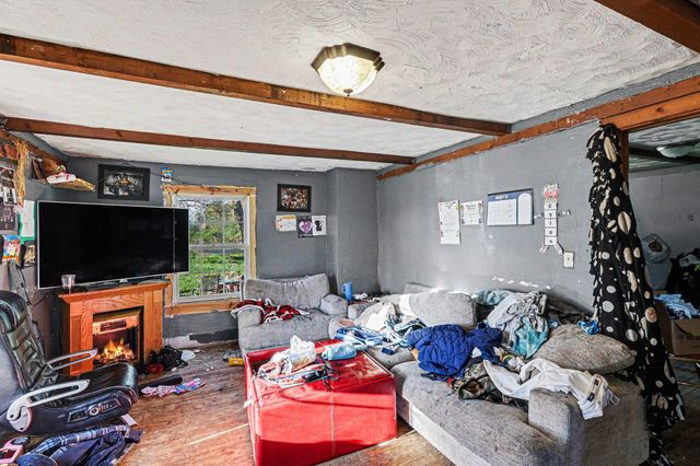 32458 County Road 665, Paw Paw, MI 49079