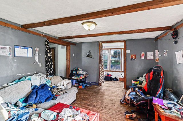 32458 County Road 665, Paw Paw, MI 49079
