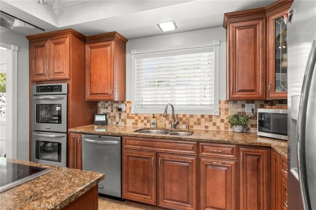 555 Armsley, Ontario, CA 91762