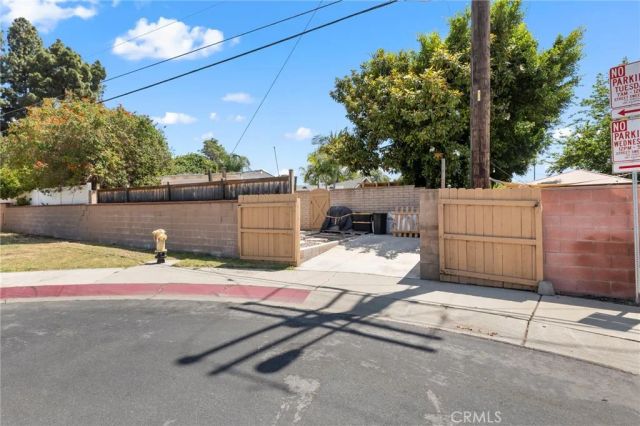 555 Armsley, Ontario, CA 91762