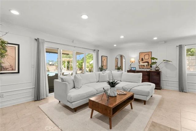 555 Armsley, Ontario, CA 91762