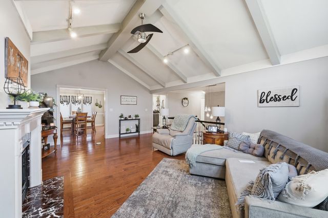 1229 Fairway Drive, Lawrenceburg, KY 40342