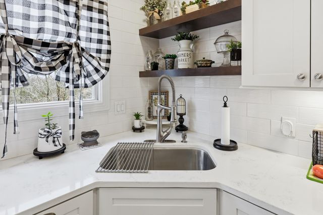 1229 Fairway Drive, Lawrenceburg, KY 40342