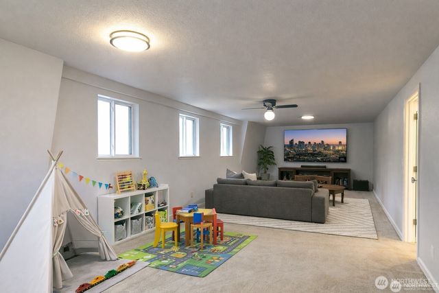 20209 106th Avenue SE, Kent, WA 98031