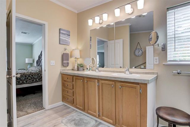 13270 El Zorro, Edmond, OK 73034