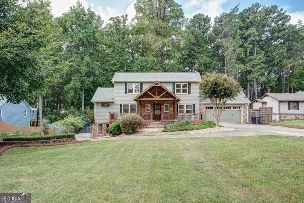 6090 Shadburn Ferry Road, Buford, GA 30518 — exterior
