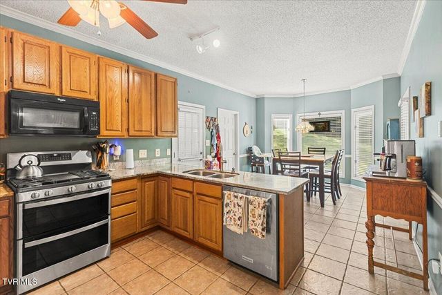 3304 Green Meadows Drive, Johnson City, TN 37604