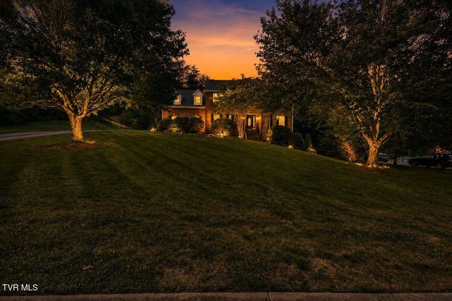 3304 Green Meadows Drive, Johnson City, TN 37604