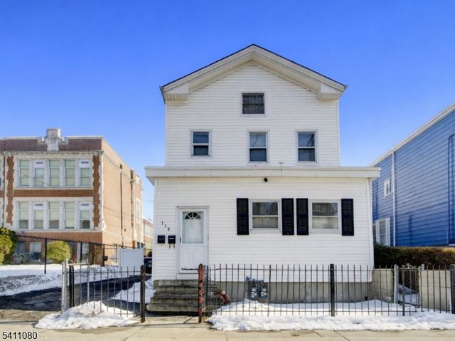 115 Madison Ave, Elizabeth City, NJ 07201