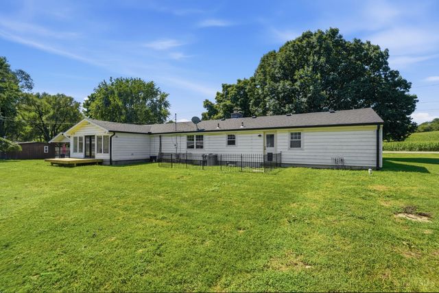 1276 Ross Millville Road, Millville, OH 45013