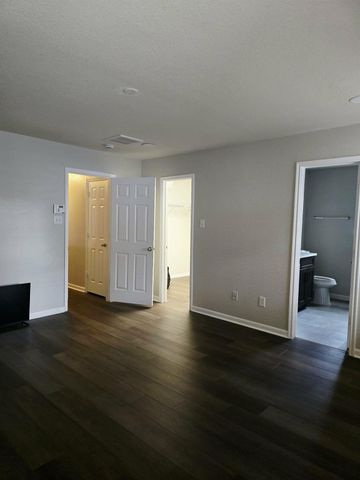 15618 Sweet Maple Court, Houston, TX 77049