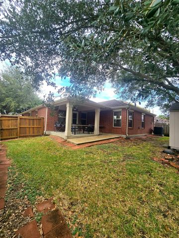 15618 Sweet Maple Court, Houston, TX 77049