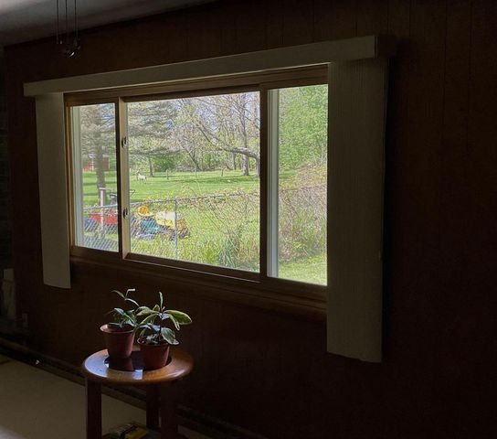 2443 shopiere Road, Beloit, WI 53511