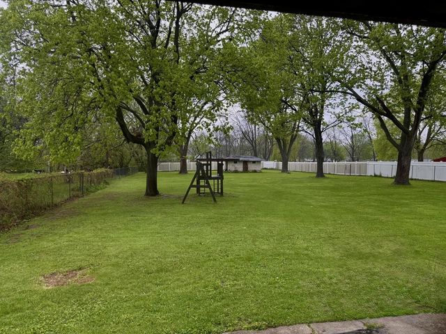 2443 shopiere Road, Beloit, WI 53511
