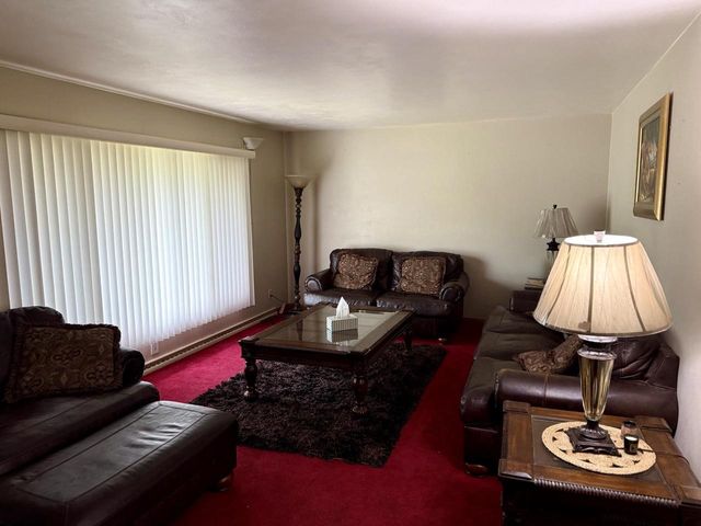 2443 shopiere Road, Beloit, WI 53511