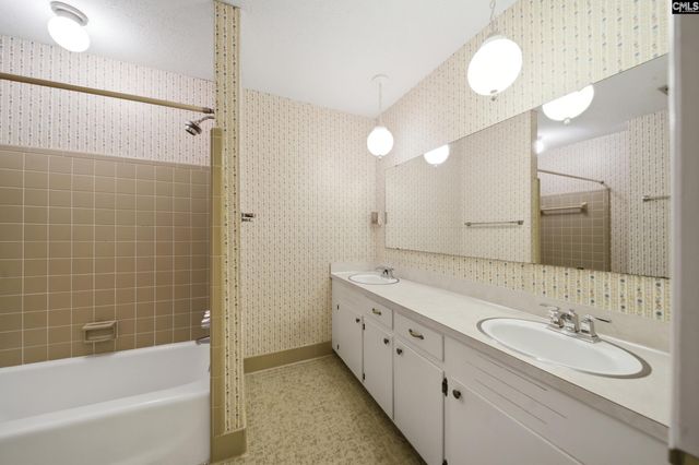 808 Kingsbridge Road, Columbia, SC 29210