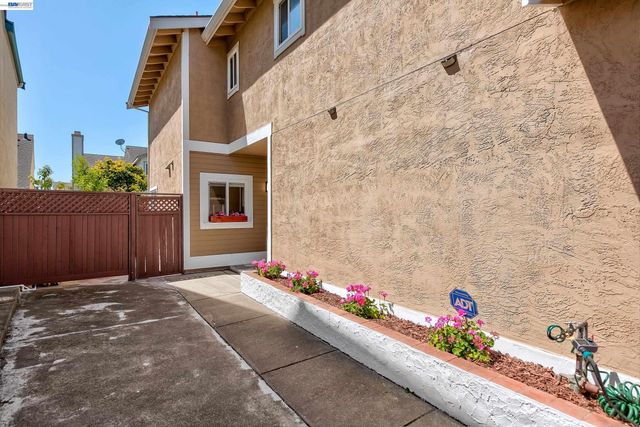 5440 TWILIGHT CMN, Fremont, CA 94555