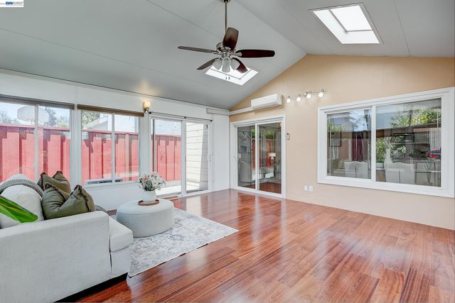 5440 TWILIGHT CMN, Fremont, CA 94555
