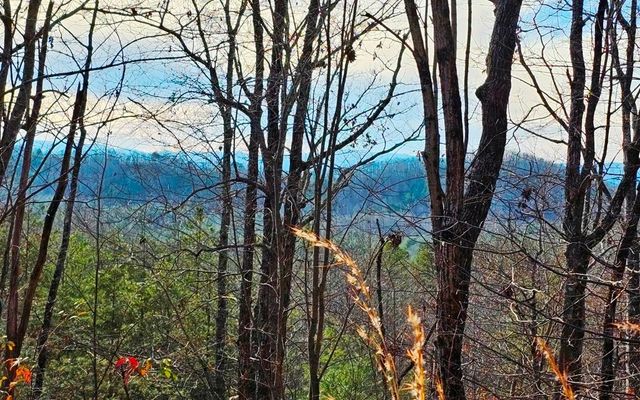 270 Graystone Drive, Murphy, NC 28906