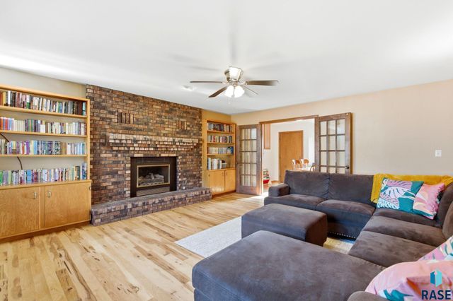 6201 W 32nd St Street, Sioux Falls, SD 57106