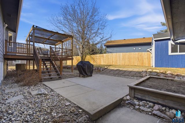 6201 W 32nd St Street, Sioux Falls, SD 57106