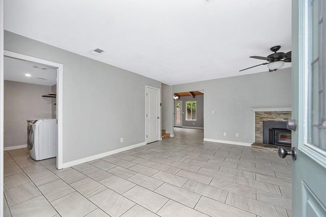 3335 Village Ct, Cameron Park, CA 95682