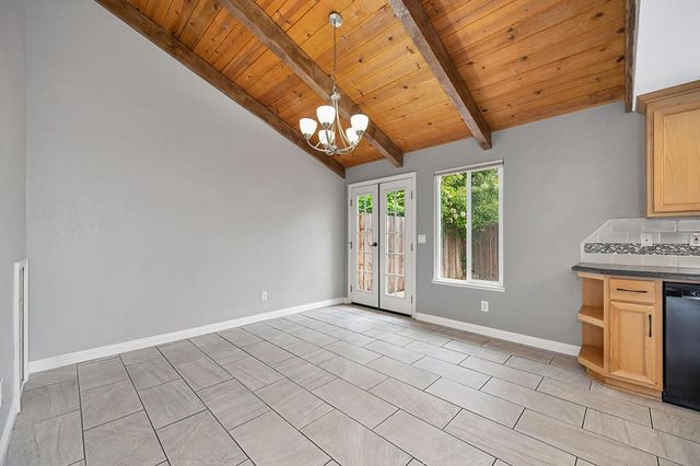 3335 Village Ct, Cameron Park, CA 95682