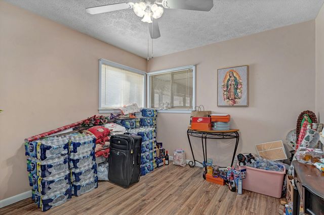 1909 S Nettleton Avenue, Springfield, MO 65807