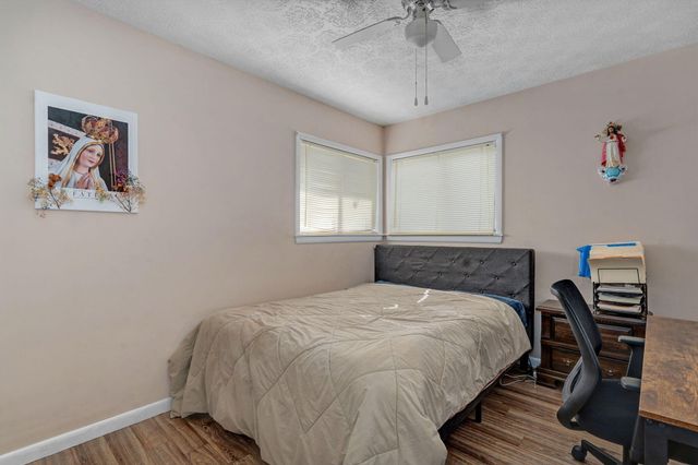 1909 S Nettleton Avenue, Springfield, MO 65807