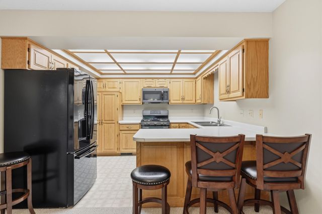 1201 Golf Course Road 203, Monticello, MN 55362