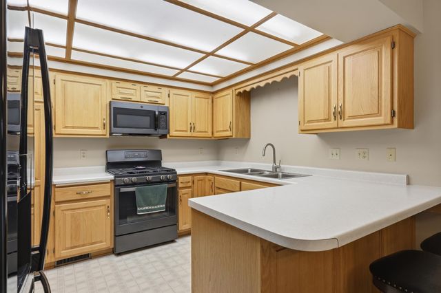 1201 Golf Course Road 203, Monticello, MN 55362