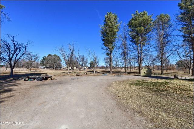 395 Gabaldon Road, Anthony, NM 88021