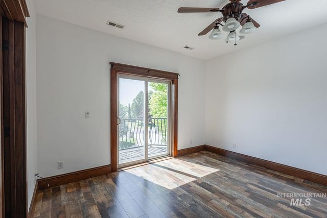 7982 S Old Farm Lane, Meridian, ID 83642