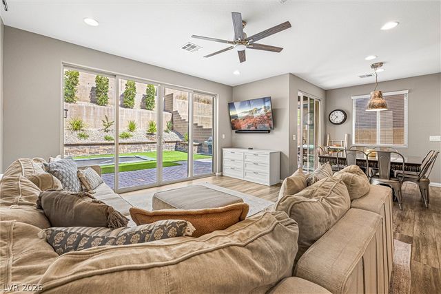 12537 Lylan Ridge Street, Las Vegas, NV 89138